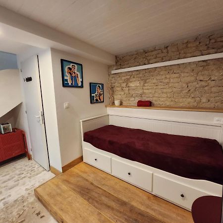 La P'Tite Ecurie Apartment Saint-Jean-de-Liversay Ngoại thất bức ảnh